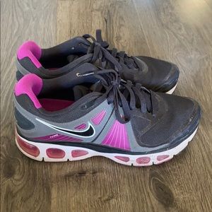 Nike Tailwind 4